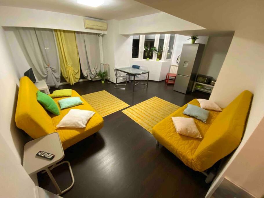 Green Apartment 43 Bucharest Exterior photo